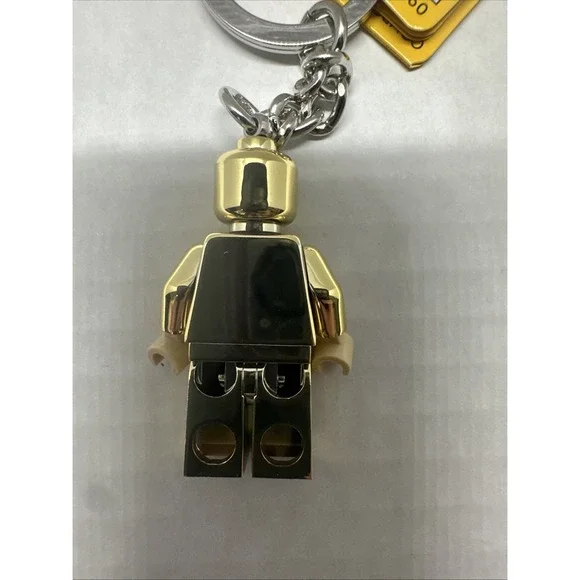 LEGO - Gold Mini Figure Key Chain - Picture 3 of 4